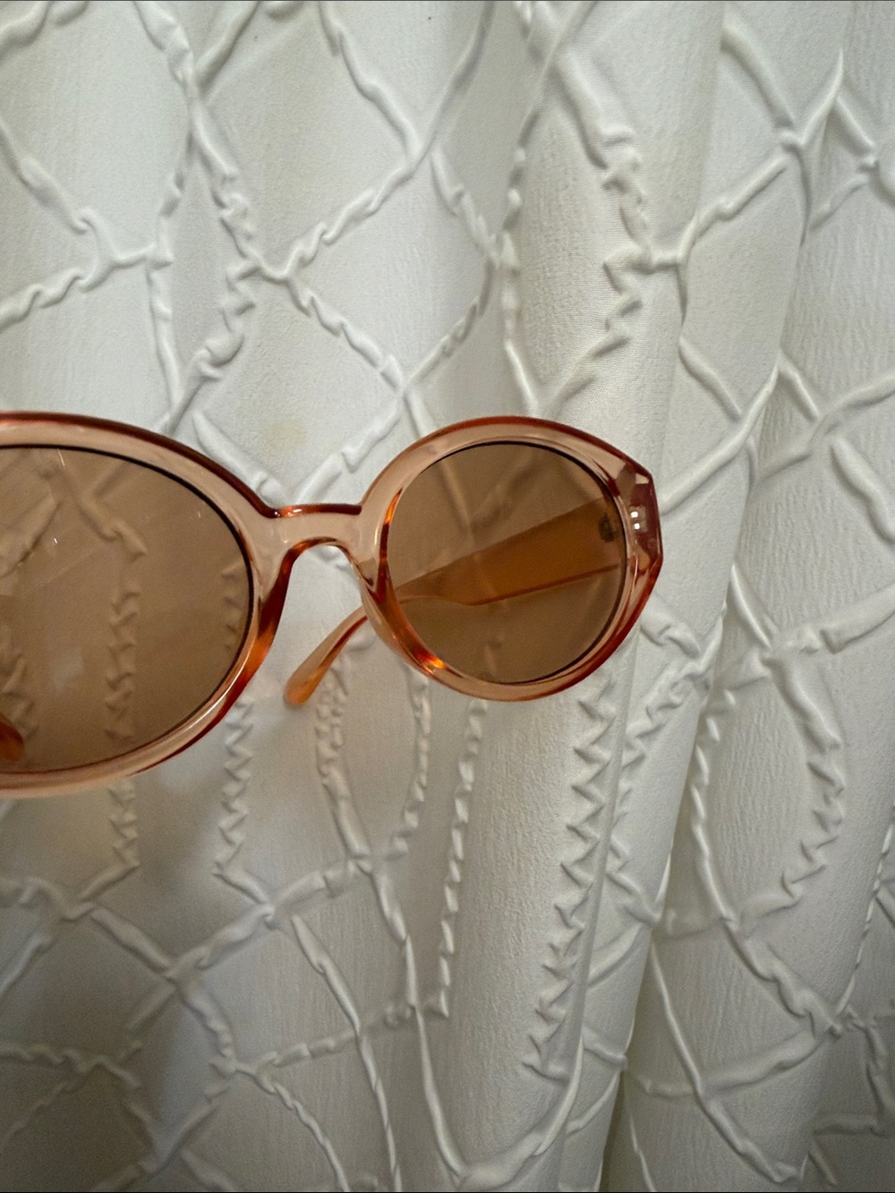 Round Transparent Peach Sunglasses